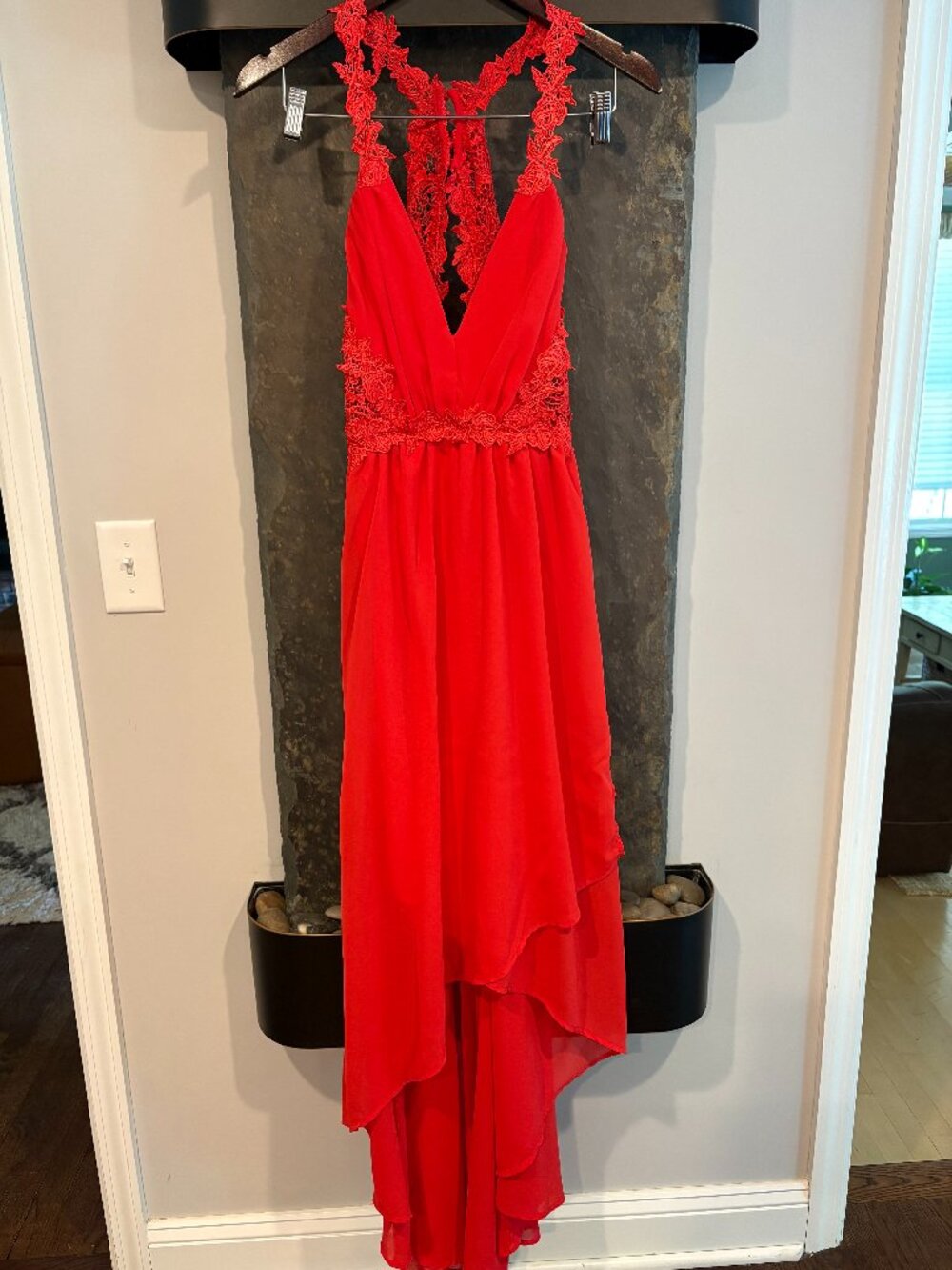 Soieblu Formal Sleeveless Maxi dress, Red Lace, Medium